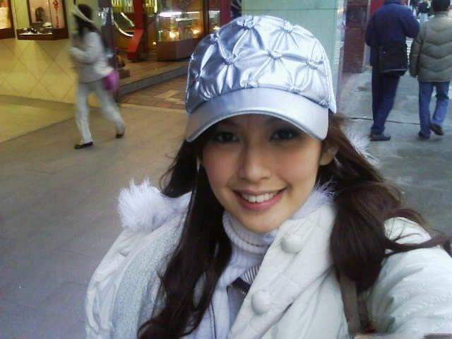 ��Ů���:����